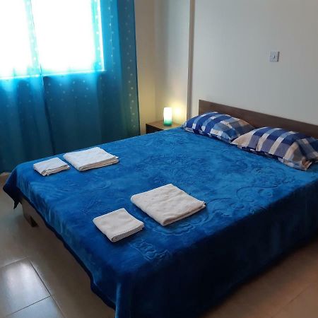 Vasilas Holiday Apartment #1 Larnaca Exterior photo