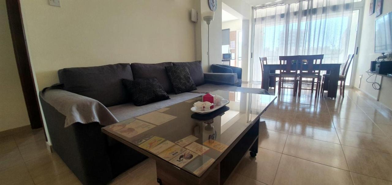 Vasilas Holiday Apartment #1 Larnaca Exterior photo