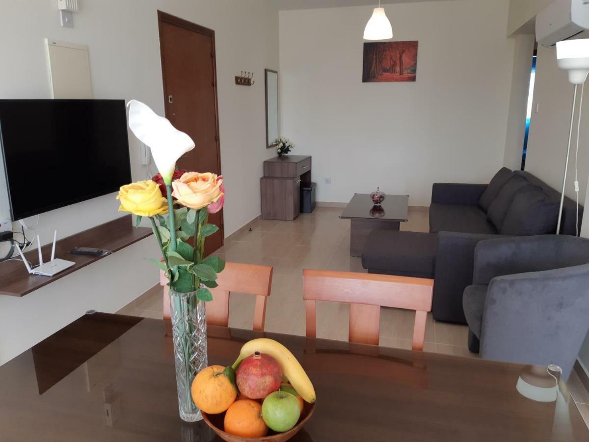 Vasilas Holiday Apartment #1 Larnaca Exterior photo